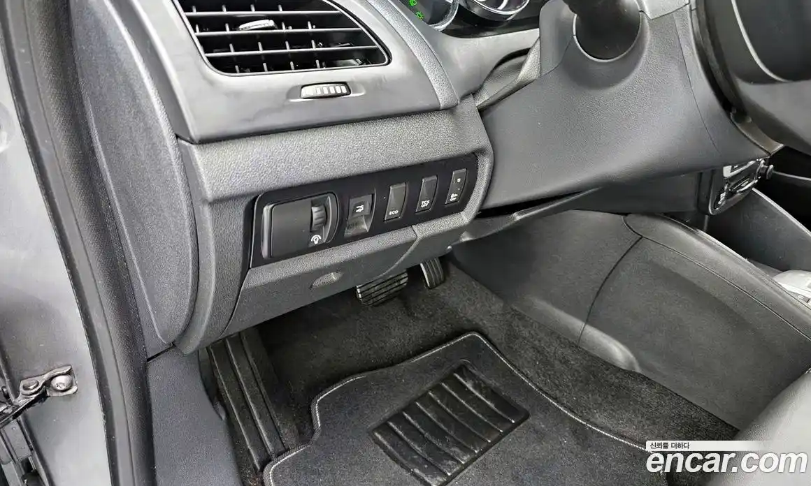 Renault SM3 2018 0.1 Автомат в Москве № 106879, фото 9