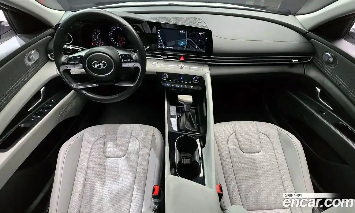 Hyundai Avante 2021 1.6 Автомат в Москве № 107626, фото 3