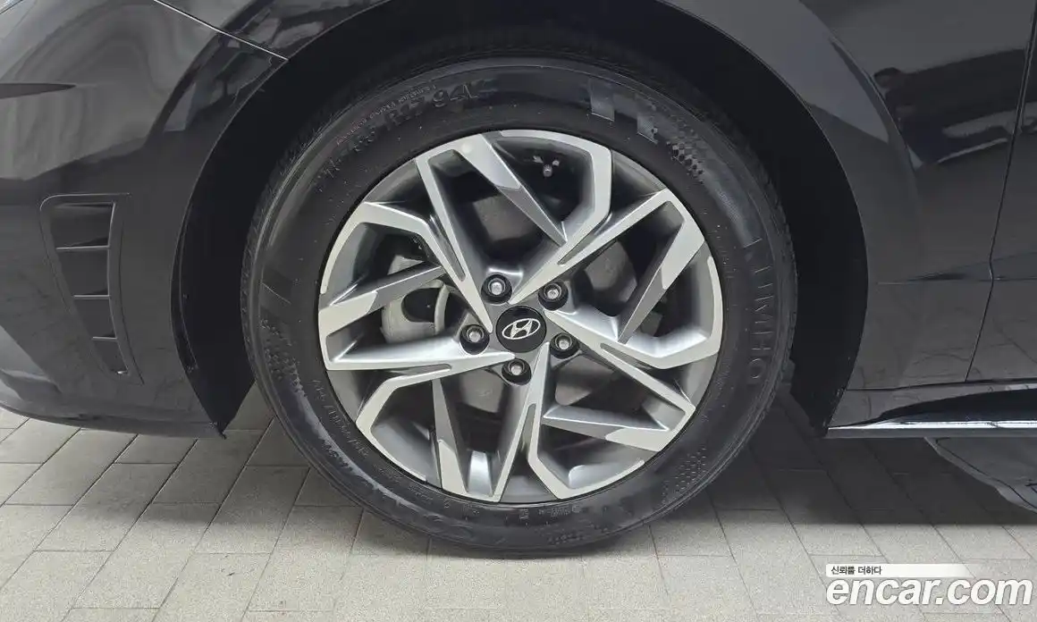 Hyundai Sonata 2022 1.6 Автомат в Москве № 109521, фото 15