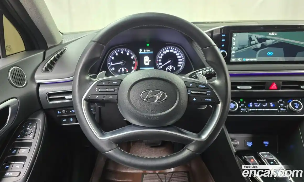 Hyundai Sonata 2022 1.6 Автомат в Москве № 109521, фото 20