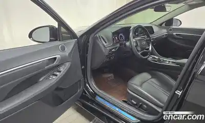 Hyundai Sonata 2022 1.6 Автомат в Москве № 109521, миниатюра 2