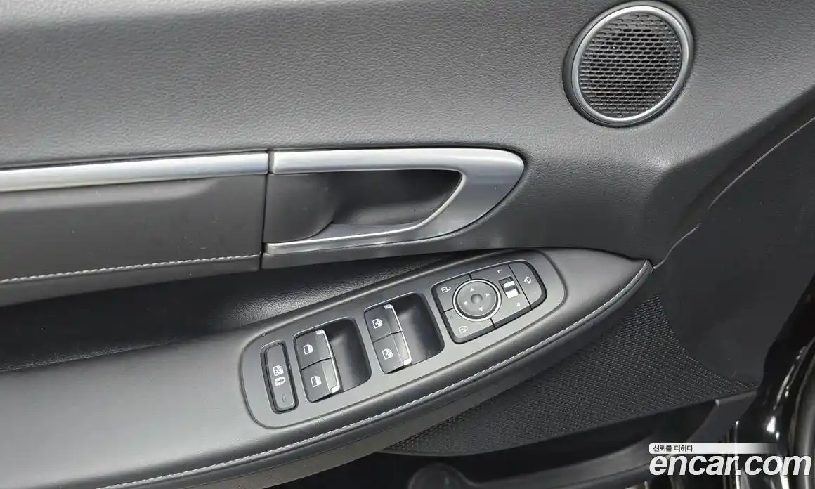 Hyundai Sonata 2022 1.6 Автомат в Москве № 109521, фото 7