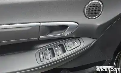 Hyundai Sonata 2022 1.6 Автомат в Москве № 109521, миниатюра 7