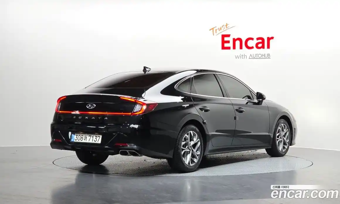 Hyundai Sonata 2022 1.6 Автомат в Москве № 109521, фото 9