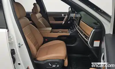 Hyundai Santa Fe 2024 1.6 Автомат в Москве № 110233, миниатюра 3