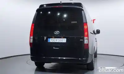 Hyundai Staria, 2023