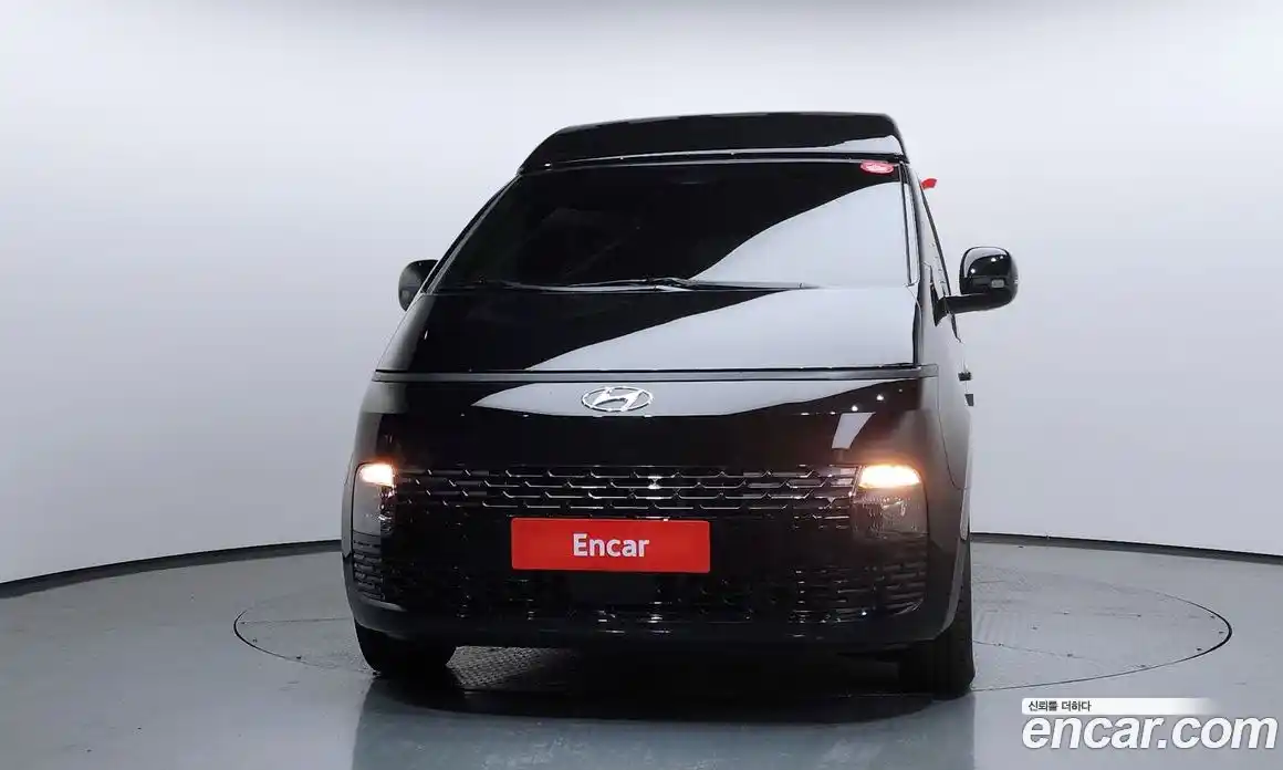 Hyundai Staria 2023 2.2 Автомат в Москве № 111028, фото 14