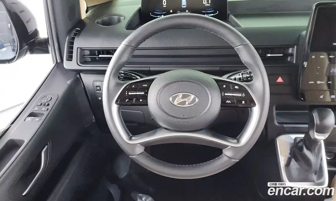 Hyundai Staria 2023 2.2 Автомат в Москве № 111028, фото 17