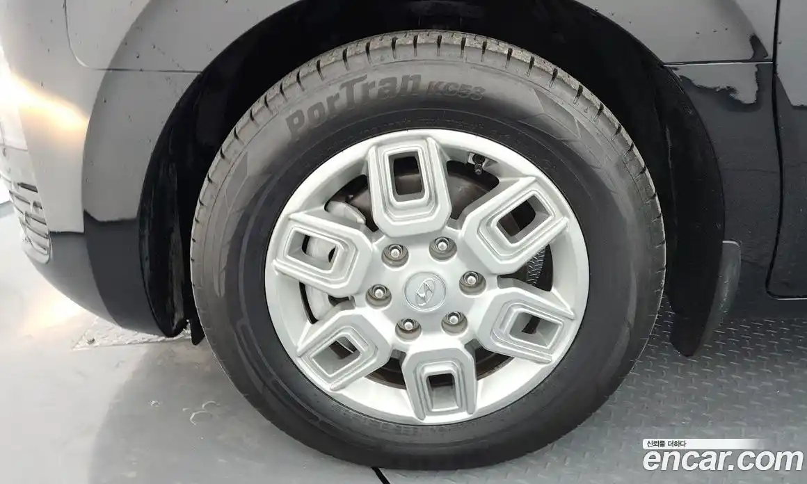 Hyundai Staria 2023 2.2 Автомат в Москве № 111028, фото 18