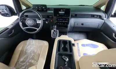 Hyundai Staria 2023 2.2 Автомат в Москве № 111028, миниатюра 2