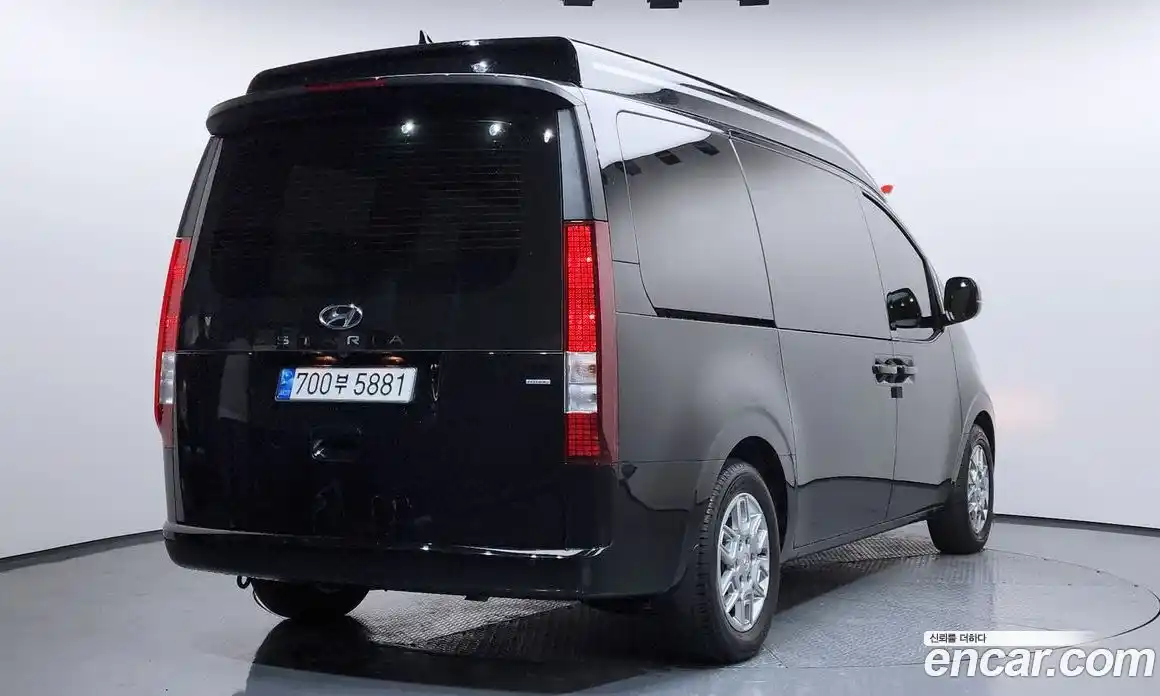 Hyundai Staria 2023 2.2 Автомат в Москве № 111028, фото 9