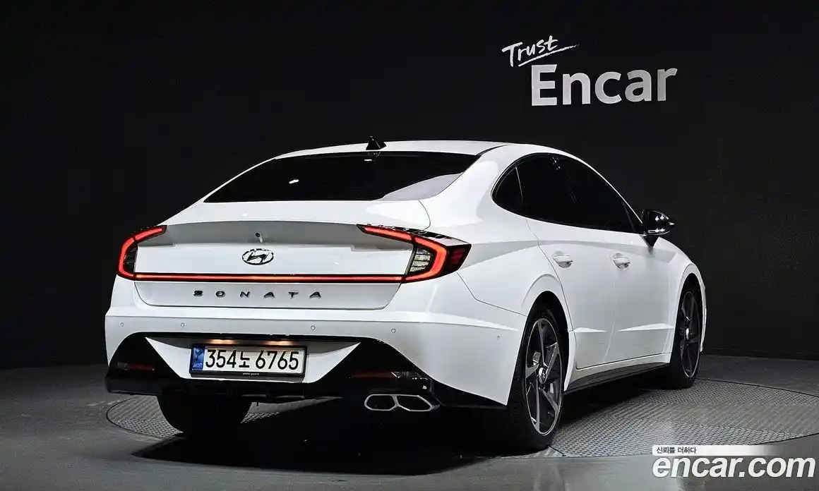 Hyundai Sonata 2022 1.6 Автомат в Москве № 111203, фото 15