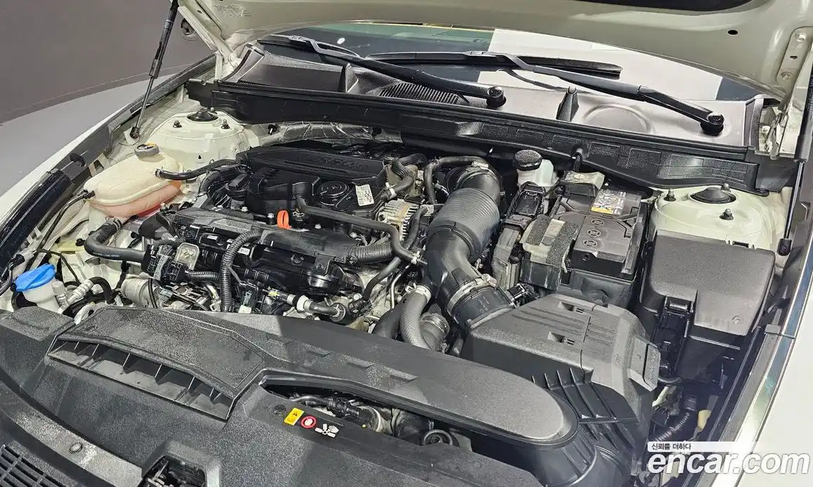 Hyundai Sonata 2022 1.6 Автомат в Москве № 111203, фото 16