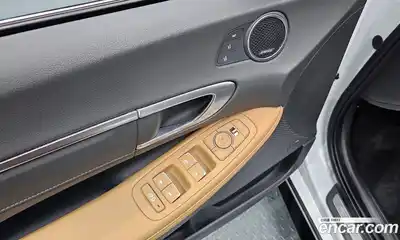 Hyundai Sonata 2022 1.6 Автомат в Москве № 111203, миниатюра 3