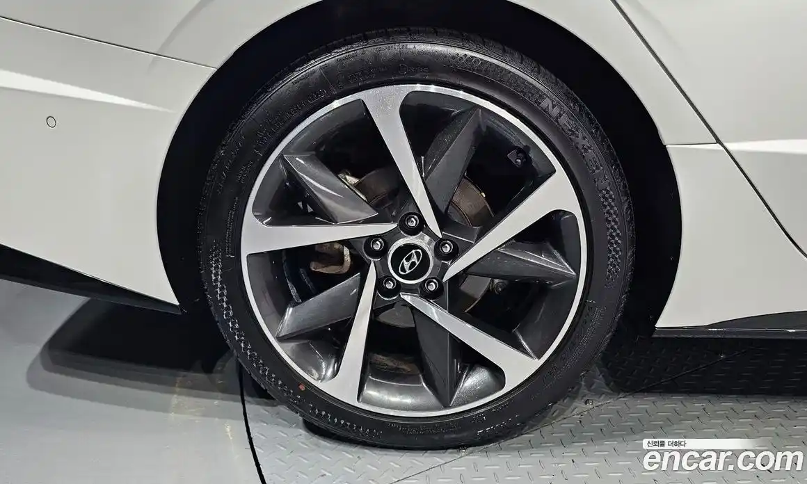 Hyundai Sonata 2022 1.6 Автомат в Москве № 111203, фото 8