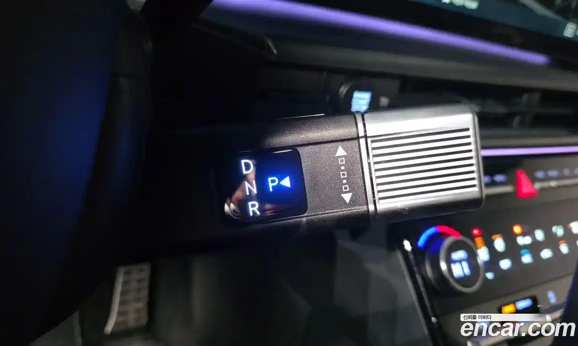 Hyundai Santa Fe 2024 2.5 Автомат в Москве № 111212, фото 3