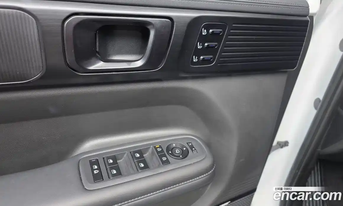 Hyundai Santa Fe 2024 2.5 Автомат в Москве № 111212, фото 8