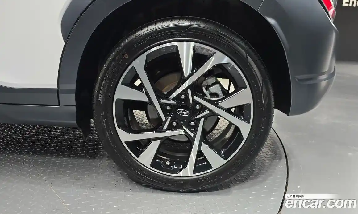 Hyundai Kona 2021 1.6 Автомат в Москве № 111458, фото 13