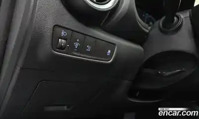 Hyundai Kona 2021 1.6 Автомат в Москве № 111458, миниатюра 3