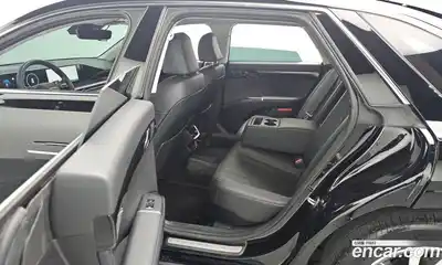 Hyundai Grandeur 2023 1.6 Автомат в Москве № 111894, миниатюра 3
