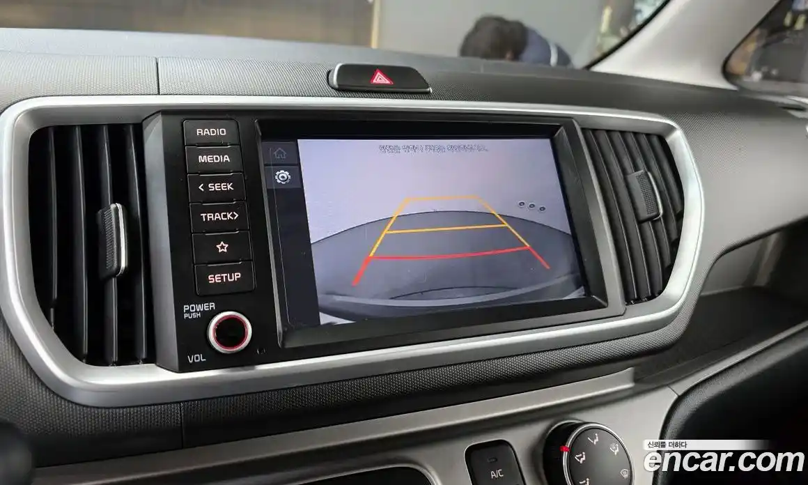 Kia Ray 2022 1.0 Автомат в Москве № 116014, фото 11