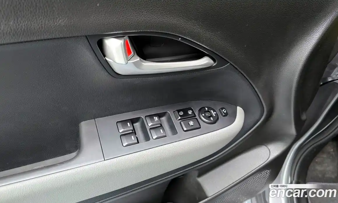 Kia Ray 2022 1.0 Автомат в Москве № 116014, фото 16