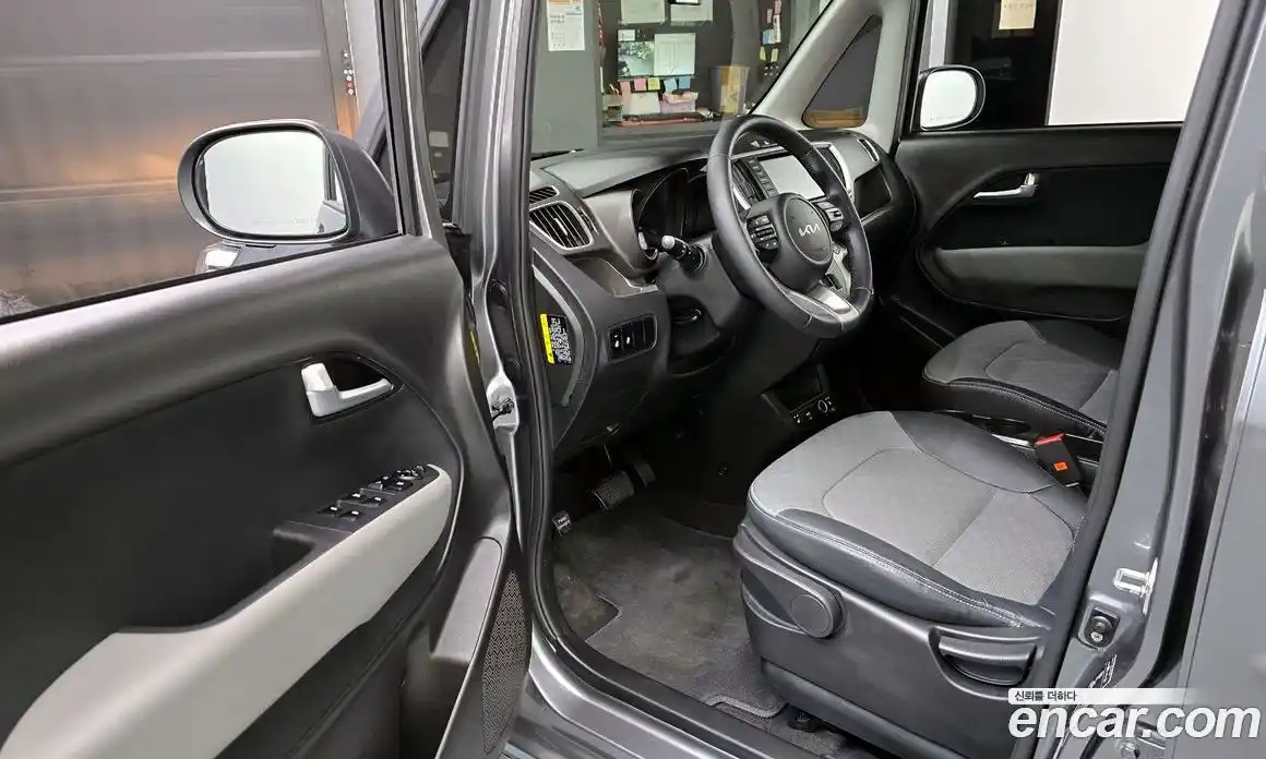 Kia Ray 2022 1.0 Автомат в Москве № 116014, фото 7