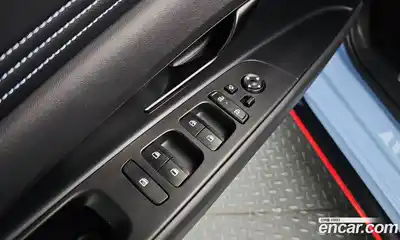 Hyundai Avante 2024 2.0 Автомат в Москве № 119665, миниатюра 8