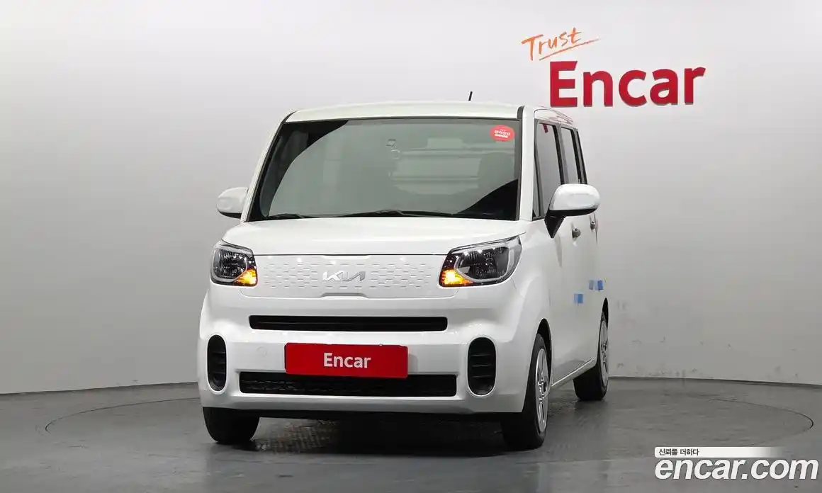 Kia Ray 2022 1.0 Автомат в Москве № 120720, фото 12