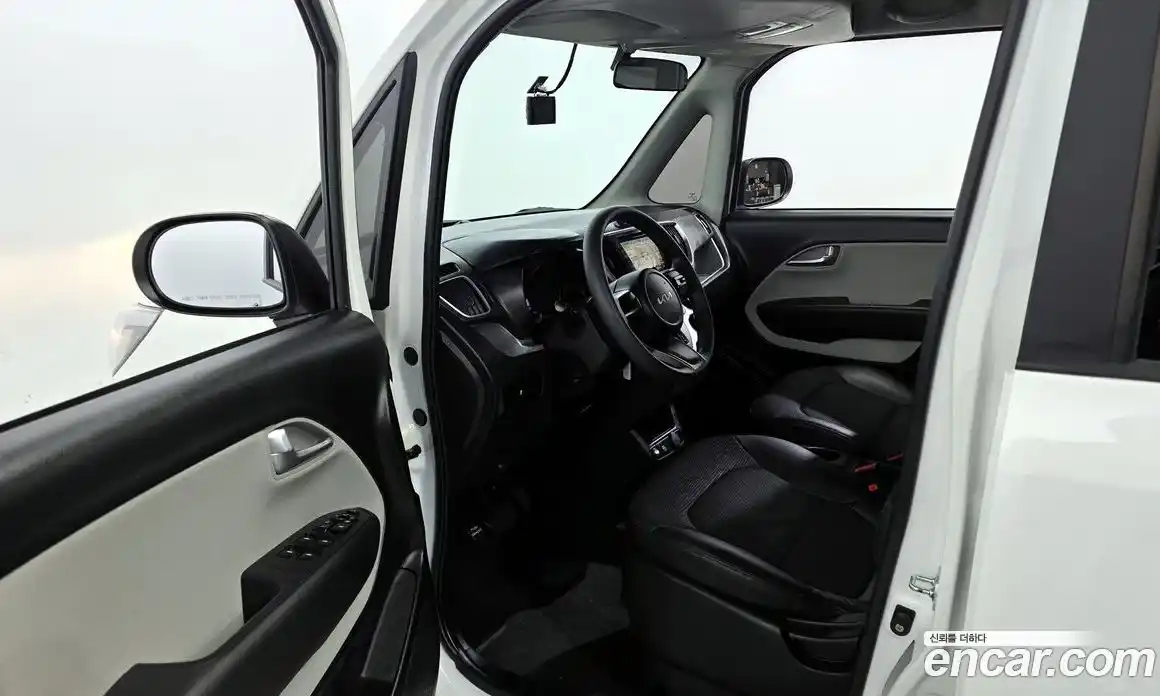 Kia Ray 2022 1.0 Автомат в Москве № 120720, фото 14