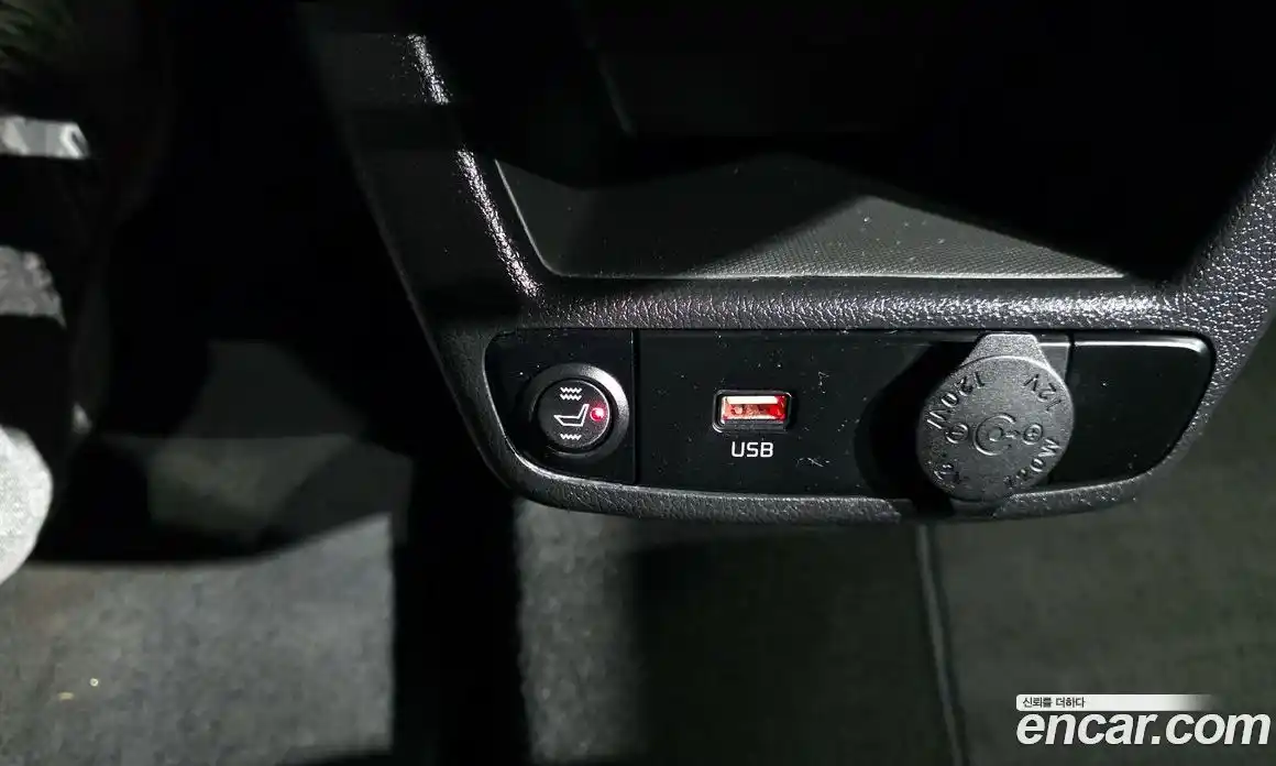 Kia Ray 2022 1.0 Автомат в Москве № 120720, фото 15