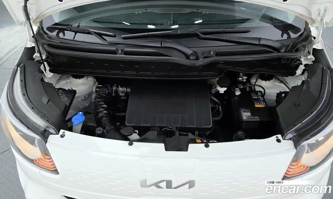 Kia Ray 2022 1.0 Автомат в Москве № 120720, фото 16