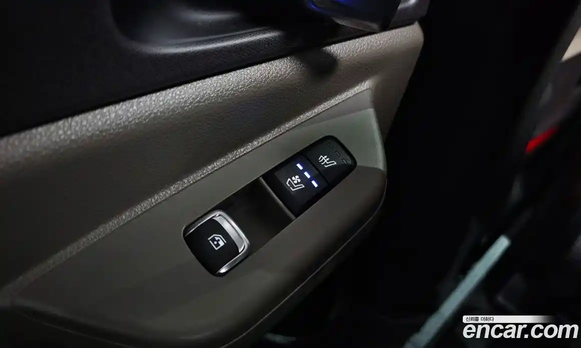 Kia Canival 2024 2.2 Автомат в Москве № 121258, фото 10