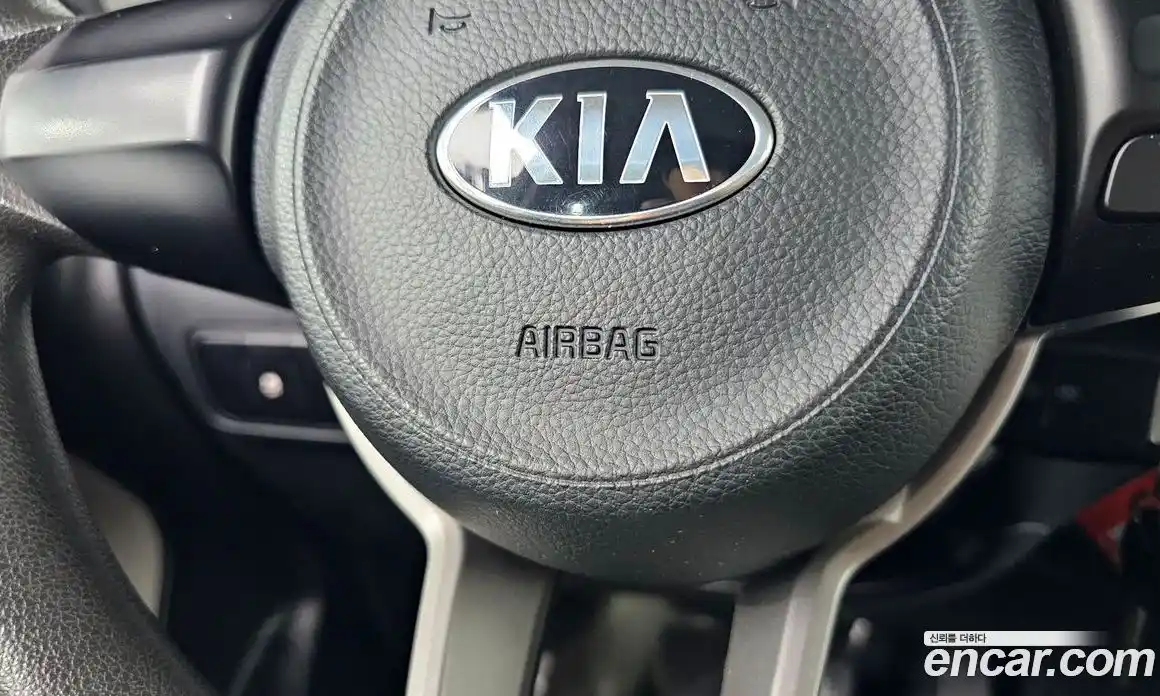 Kia Ray 2021 1.0 Автомат в Москве № 121755, фото 1