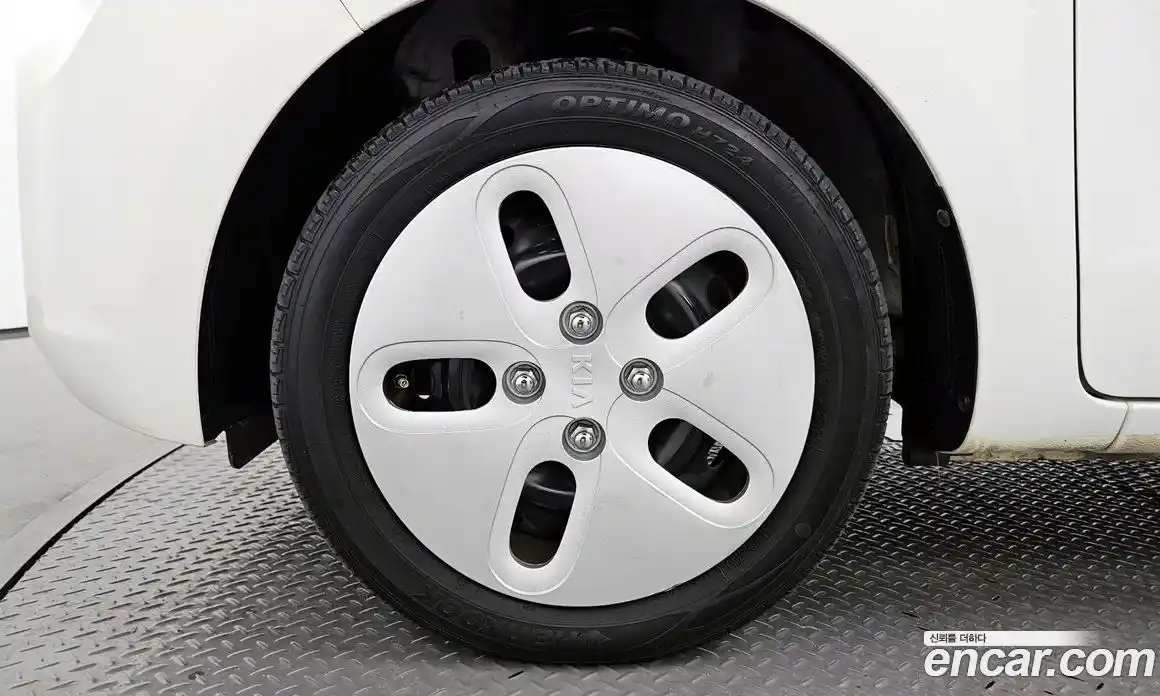 Kia Ray 2021 1.0 Автомат в Москве № 121755, фото 19