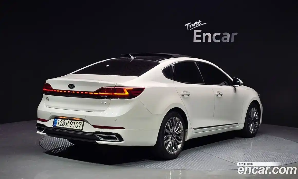 Kia K7 2021 3.0 Автомат в Москве № 122064, фото 13