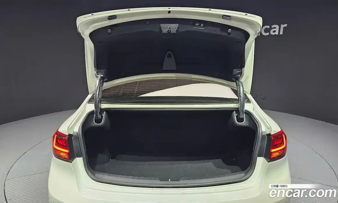 Kia K7 2021 3.0 Автомат в Москве № 122064, фото 9