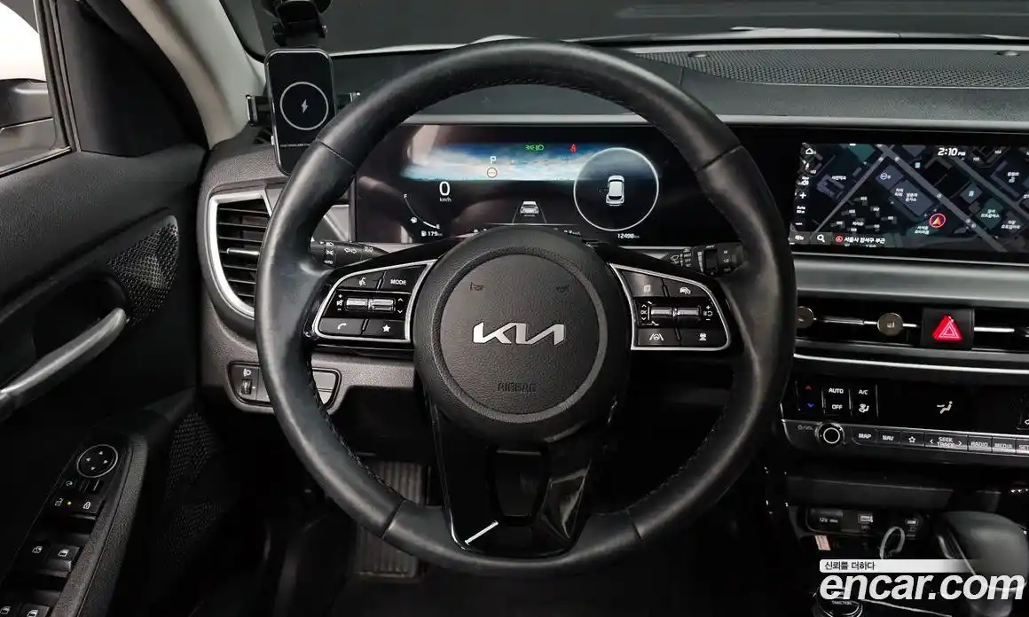 Kia Seltos 2023 1.6 Автомат в Москве № 123899, фото 13