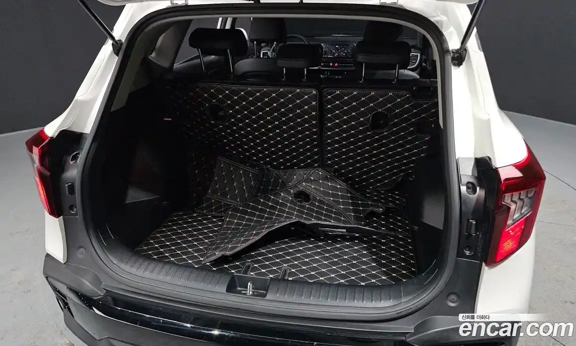 Kia Seltos 2023 1.6 Автомат в Москве № 123899, фото 20