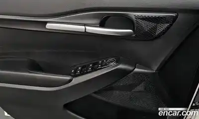 Kia Seltos 2023 1.6 Автомат в Москве № 123899, миниатюра 4