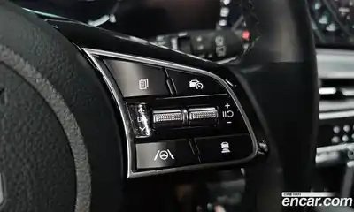 Kia Seltos 2023 1.6 Автомат в Москве № 123899, миниатюра 10