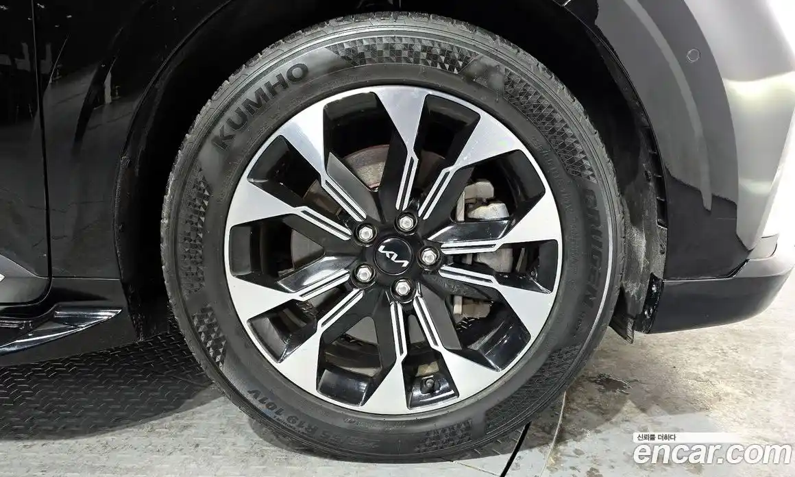 Kia Canival 2022 3.5 Автомат в Москве № 124408, фото 17