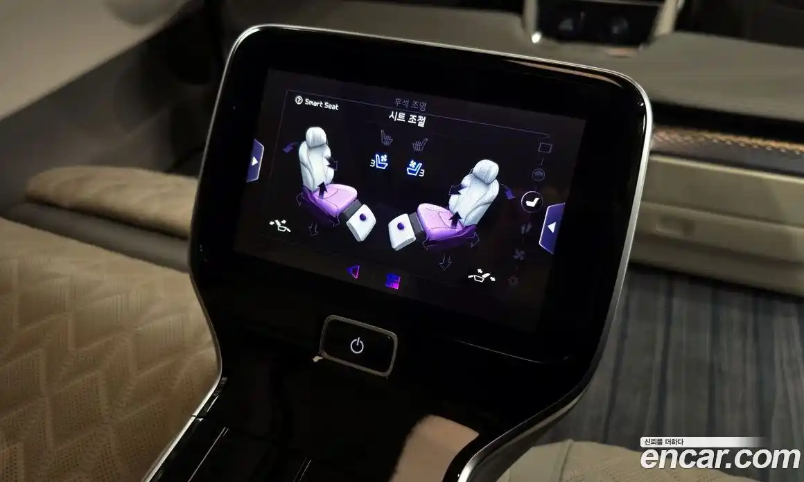 Kia Canival 2022 3.5 Автомат в Москве № 124408, фото 18