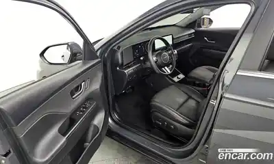 Hyundai Kona 2023 1.6 Автомат в Москве № 130544, миниатюра 4