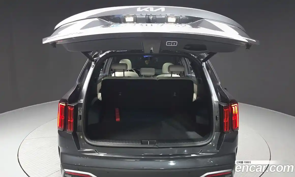 Kia Sorento 2023 1.6 Автомат в Москве № 132645, фото 12