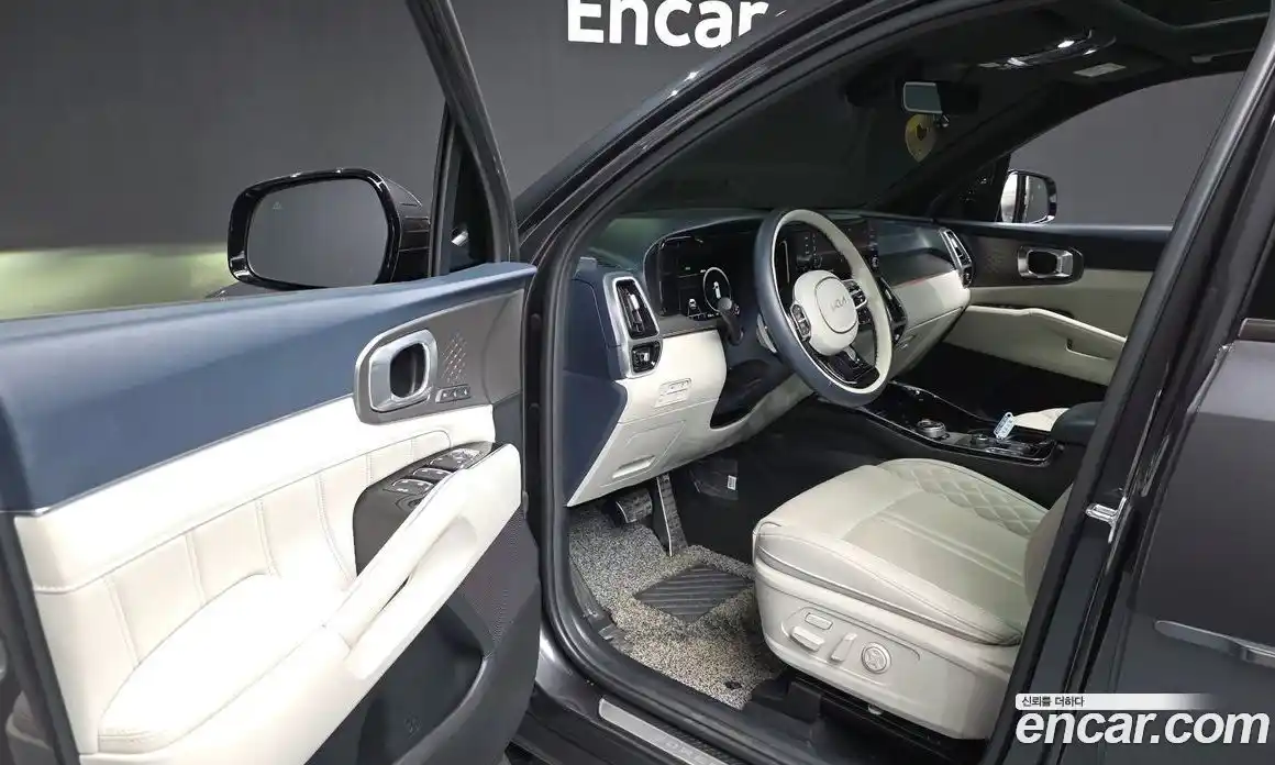 Kia Sorento 2023 1.6 Автомат в Москве № 132645, фото 19