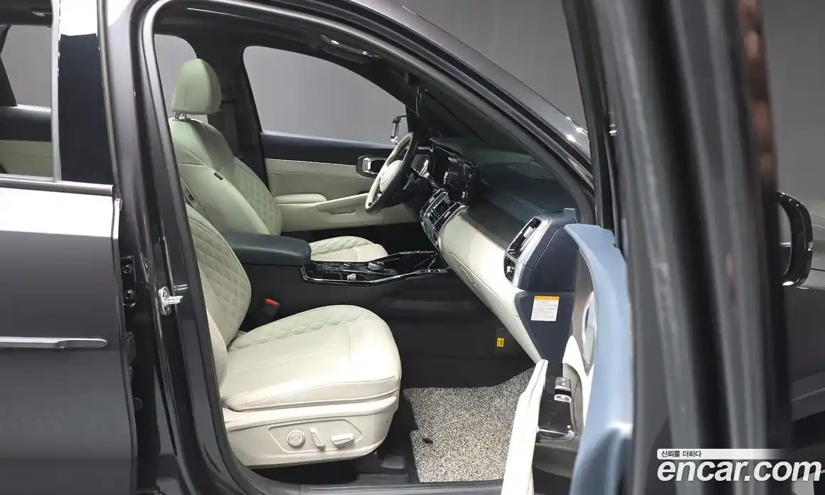 Kia Sorento 2023 1.6 Автомат в Москве № 132645, фото 20