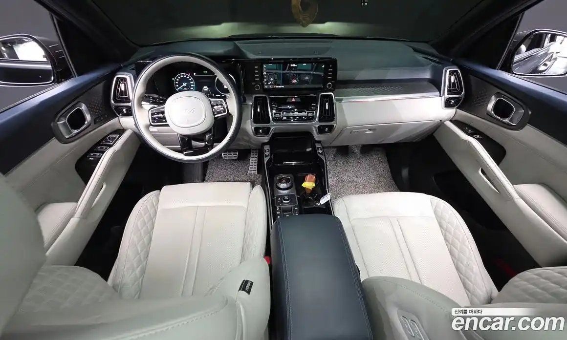 Kia Sorento 2023 1.6 Автомат в Москве № 132645, фото 3