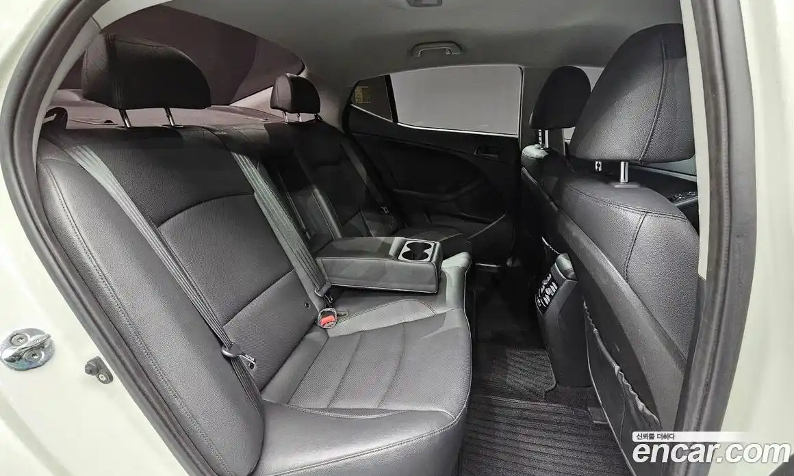 Kia K5 2015 2.0 Автомат в Москве № 133590, фото 12