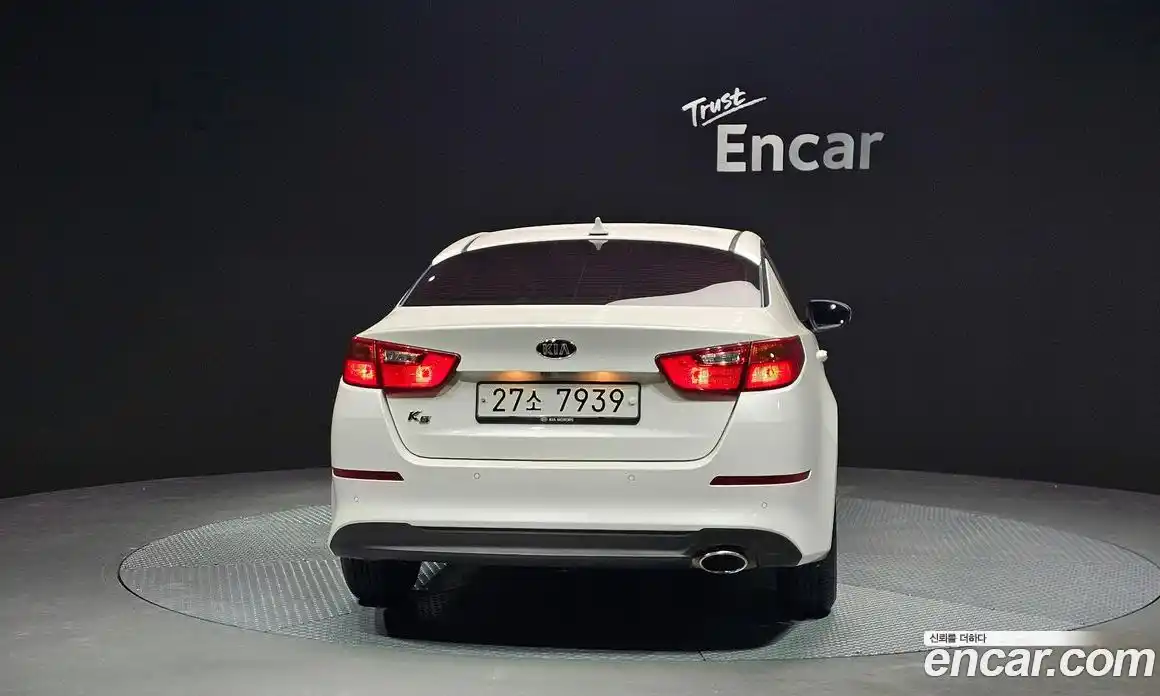 Kia K5 2015 2.0 Автомат в Москве № 133590, фото 8